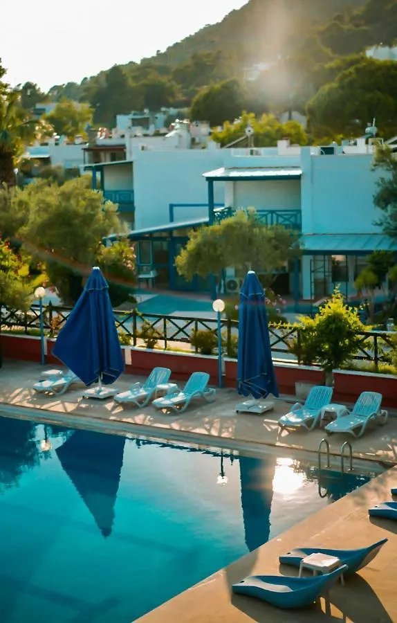 Club Afrodit Tatil Koeyue Altinoluk 3*,  Turkey